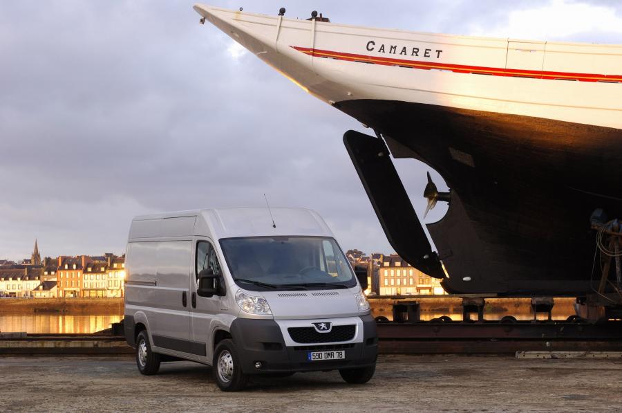  Peugeot Boxer 2006 года  (фото 47 из 81)
